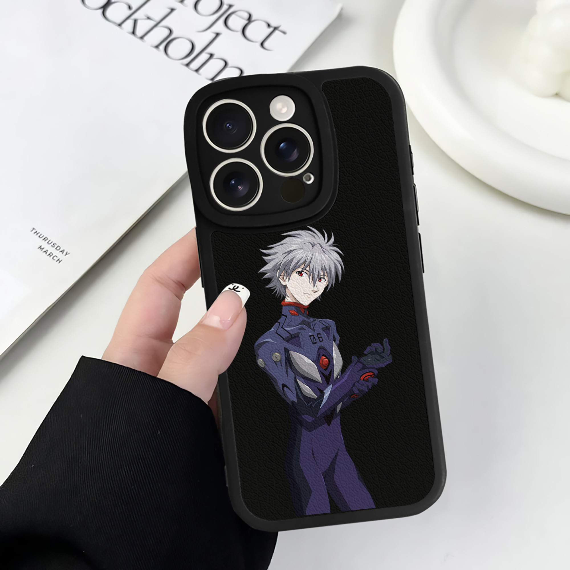 （画像用） EVA 新世紀エヴァンゲリオン 【iPhone 16シリーズ対応】シリコンスマホケース（レザー調） 材質：シリコン